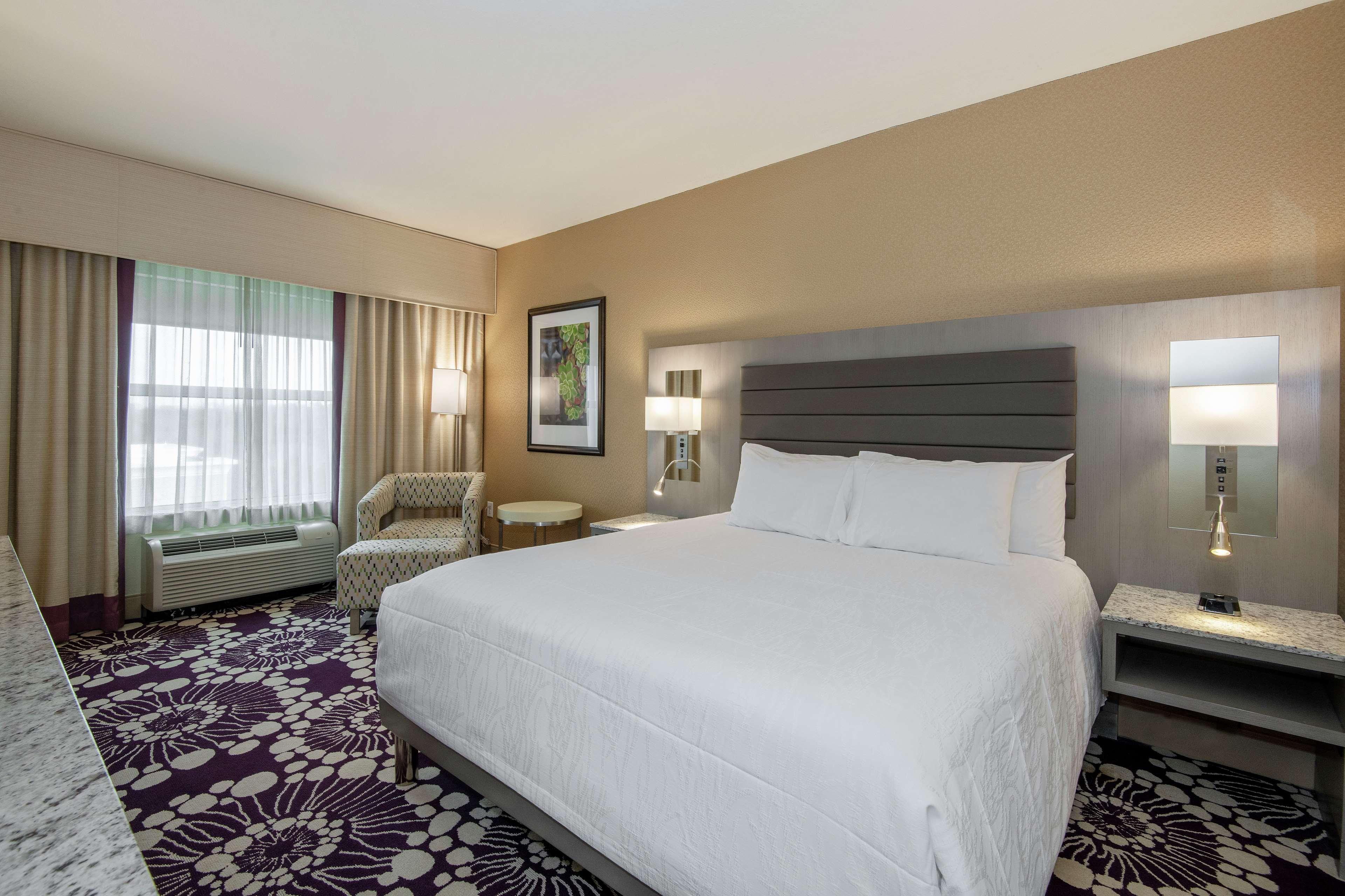 Hilton Garden Inn Raleigh/Crabtree Valley Exterior foto