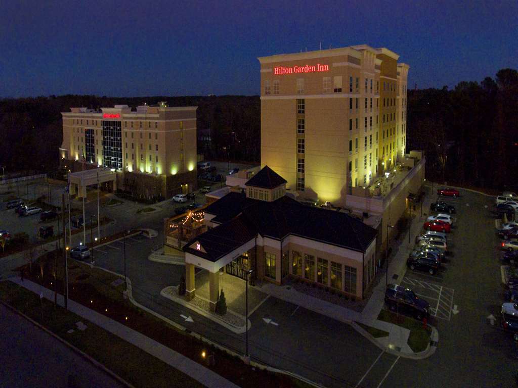 Hilton Garden Inn Raleigh/Crabtree Valley Exterior foto